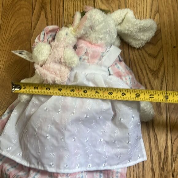 EASTER BUNNIES MOMMA & CHILD EASTER DRESS UP.‎ - Picture 8 of 12